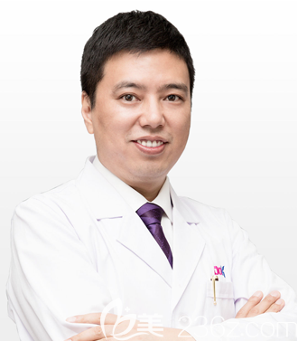 成都銅雀臺醫(yī)學(xué)美容醫(yī)院楊志宏