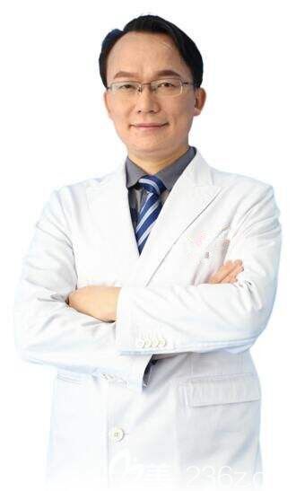 整形醫(yī)院醫(yī)生羅颶元