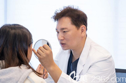 韓國F5整形外科李炯交院長 韓國F5整形外科李炯交院長