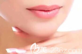 假體墊下巴對(duì)于五官輪廓的重要性