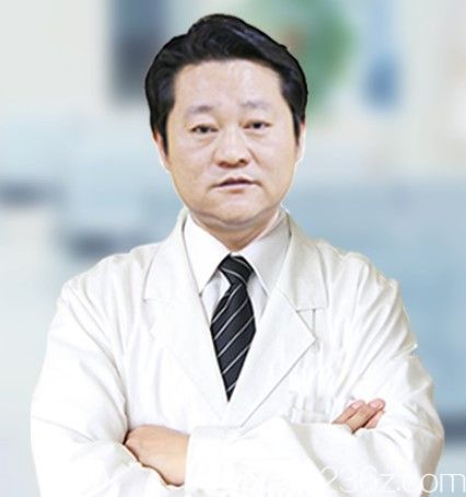 口腔口腔種植、正畸學(xué)醫(yī)生郭宏偉