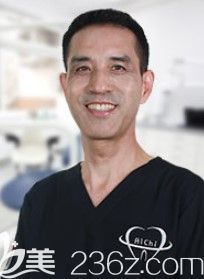 天津欣愛齒口腔種植醫(yī)生周貴祥