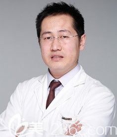 北京佳美口腔正畸醫(yī)生滕飛宇