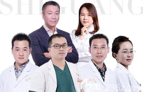 在國(guó)慶假期太原時(shí)光坐診的醫(yī)生團(tuán)隊(duì)