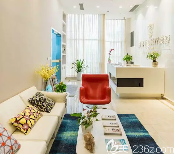 成都首瑞毛發(fā)移植大廳環(huán)境