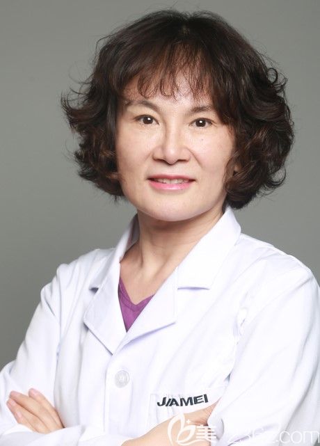 北京佳美口腔正畸醫(yī)生李瑛杰 北京佳美口腔正畸醫(yī)生李瑛杰