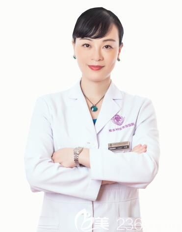 杭州維多利亞皮膚科醫(yī)生楊菁