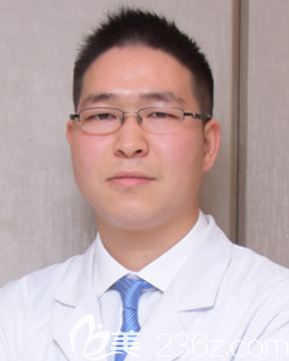 武漢美基元口腔科醫(yī)生丁佳 武漢美基元口腔科醫(yī)生丁佳