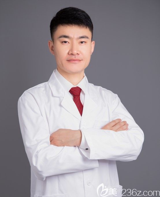 湖州鼎植口腔美齒修復醫(yī)生曹振