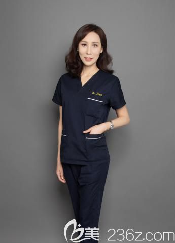 大連達(dá)美元辰整形醫(yī)院院長(zhǎng)趙鳳霞