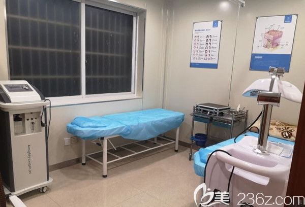 出來提供植發(fā)服務(wù)，醫(yī)院還有理療服務(wù)