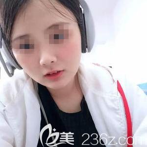 硅膠隆鼻術(shù)后10天鼻子微腫