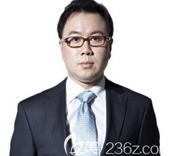 廣西愛思特整形高卿豪院長