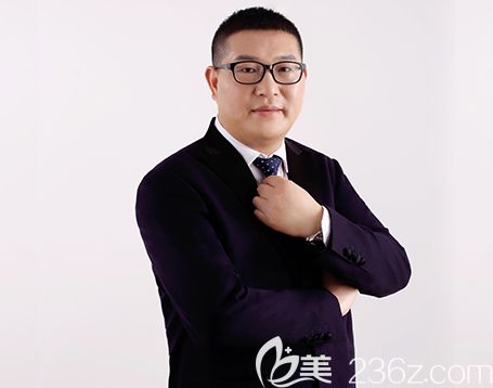 口腔全科院長謝衡鋒 口腔全科院長謝衡鋒