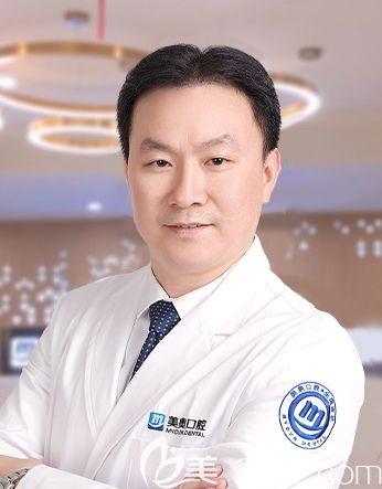 曾強(qiáng)醫(yī)生圖片 曾強(qiáng)醫(yī)生圖片