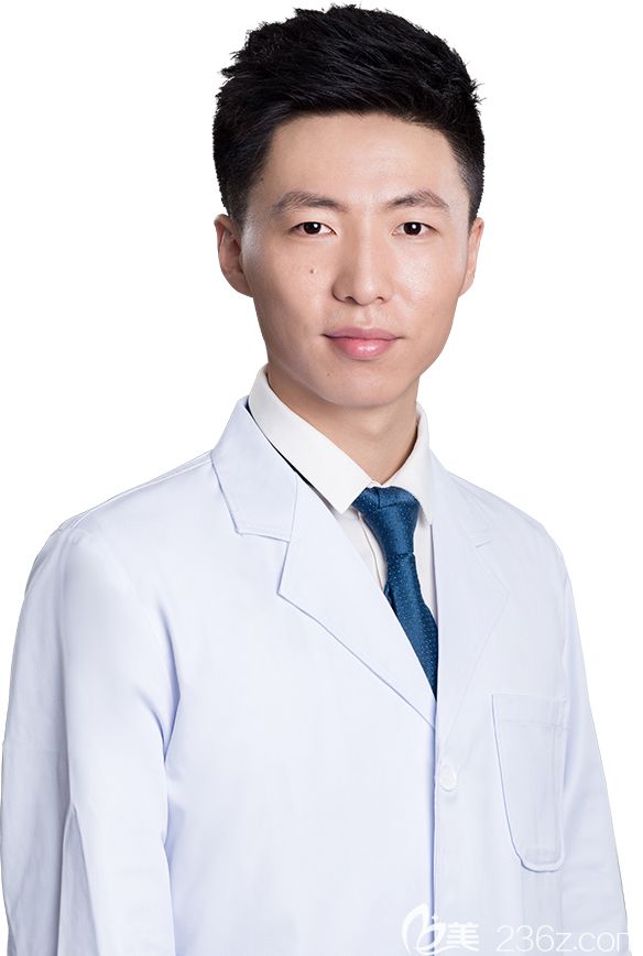 口腔醫(yī)生安浩軍 口腔醫(yī)生安浩軍