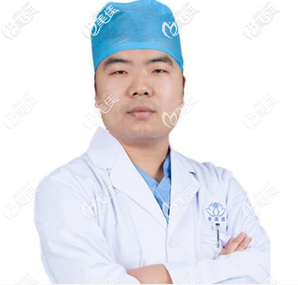 南京碧蓮盛植發(fā)醫(yī)生史后彬