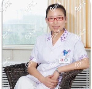 曹昌虹醫(yī)生介紹紋眉和植眉的區(qū)別