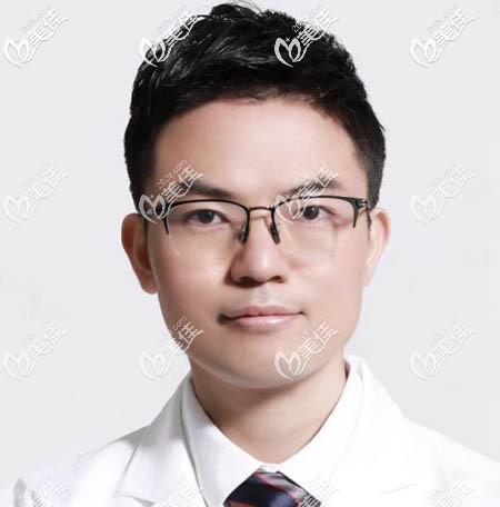 宜賓天使之翼特聘醫(yī)生周洪超