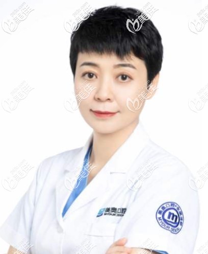 西安美奧口腔馮雪院長給孩子矯正地包天