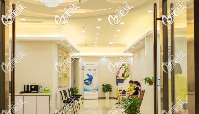 <!--<i data=20240703-sp></i>-->松豐口腔等待區(qū) <!--<i data=20240703-sp></i>-->松豐口腔等待區(qū)