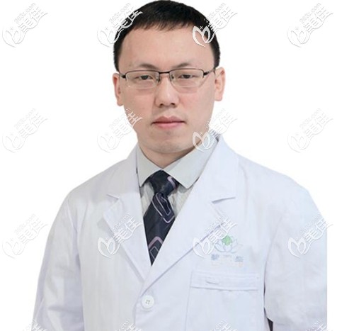 廣州碧蓮盛植發(fā)張于鋒