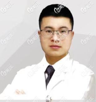 東陽玥萊美楊鵬醫(yī)生