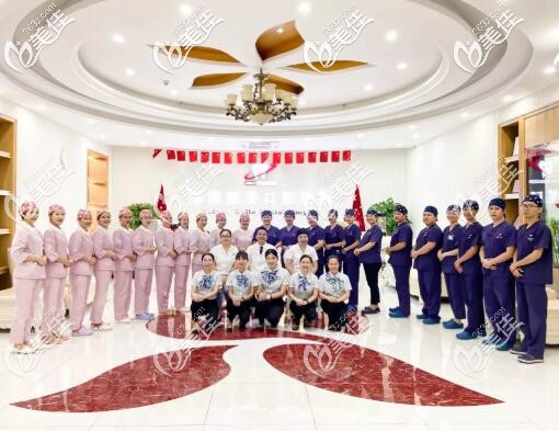 三亞微笑口腔醫(yī)生團(tuán)隊(duì) 三亞微笑口腔醫(yī)生團(tuán)隊(duì)