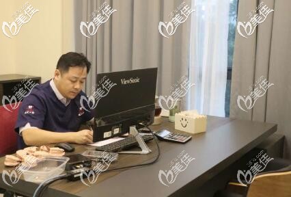 符鴻平海南微笑口腔 符鴻平海南微笑口腔