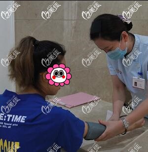 假體隆胸術前面診體檢 假體隆胸術前面診體檢