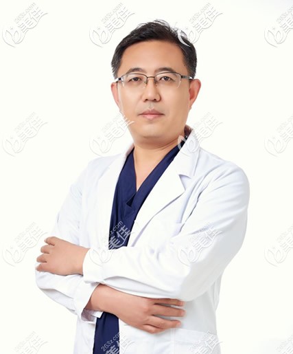 赤峰紫潔葉子整形劉文峰