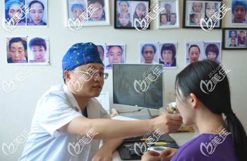 梁永 久醫(yī)生術(shù)前面診 梁永 久醫(yī)生術(shù)前面診