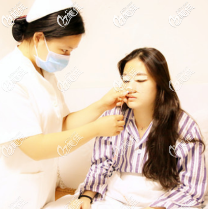 廣州廣美徐立志雙眼皮隆鼻術(shù)后效果 廣州廣美徐立志雙眼皮隆鼻術(shù)后效果