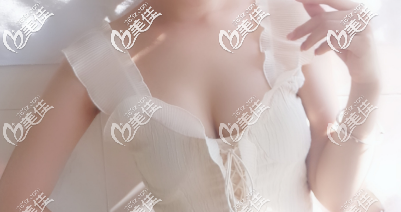 經過一番打聽后我才知道泰國藝術的假體隆胸整形手術口碑比較好