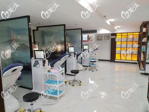 恒美植發(fā)為發(fā)友提前全面診療項(xiàng)目 恒美植發(fā)為發(fā)友提前全面診療項(xiàng)目