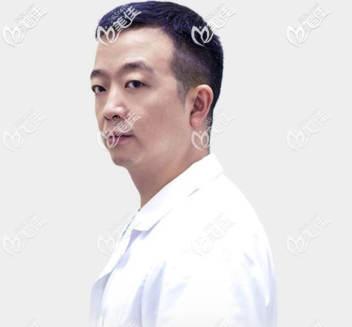 成都恒美植發(fā)主治醫(yī)生 成都恒美植發(fā)主治醫(yī)生