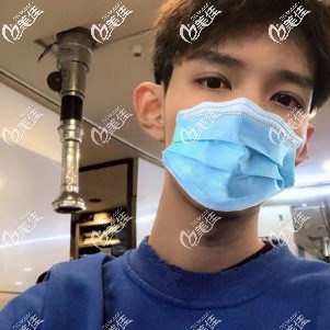 種植眉毛比紋眉好,沒那么假,所以我對廣州碧蓮盛黃廣程的植眉效果很滿意!