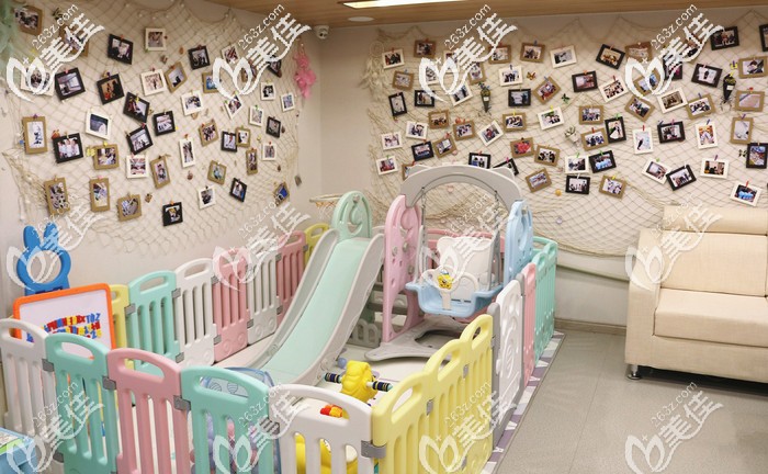 兒童游樂(lè)區(qū)域 兒童游樂(lè)區(qū)域