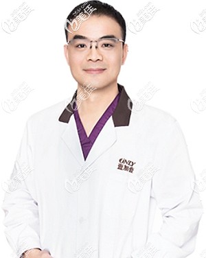 王洛生 鄭州壹加壹整形醫(yī)院院長(zhǎng)