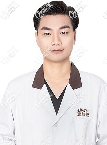 張丹陽(yáng) 鄭州壹加壹整形外科主任