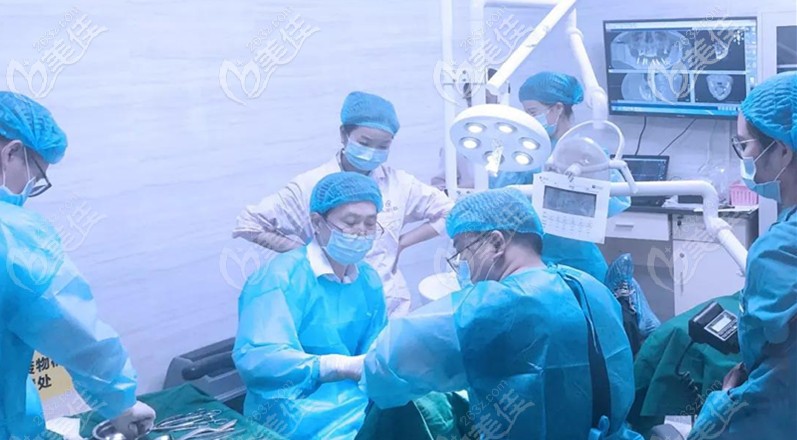 大眾口腔種植牙現(xiàn)場