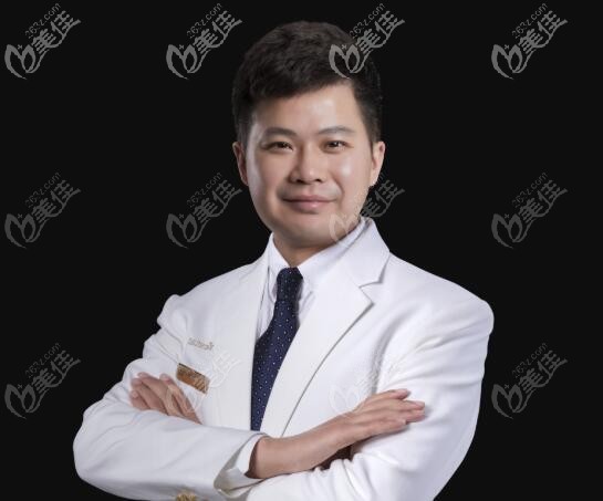 武漢亞韓整形植發(fā)醫(yī)生<!--<i data=20240703-sp></i>-->介紹 武漢亞韓整形植發(fā)醫(yī)生<!--<i data=20240703-sp></i>-->介紹