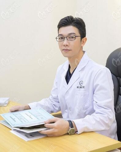 希美集團(tuán)眼部整形推薦醫(yī)師肖陽(yáng)