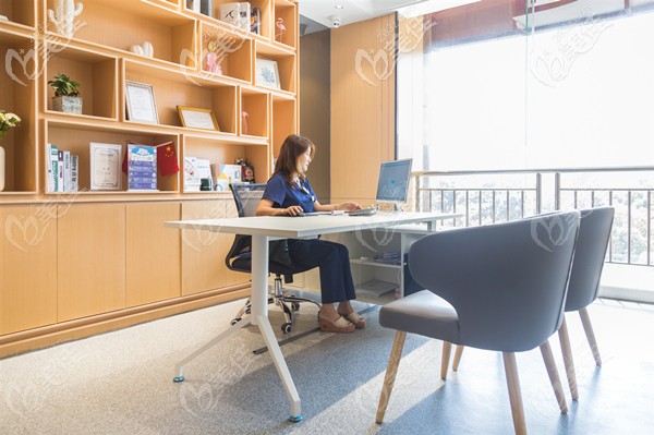 <!--<i data=20240703-sp></i>-->口腔美學(xué)修復(fù)介紹