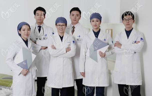 禾禾齒科部分矯正醫(yī)生 禾禾齒科部分矯正醫(yī)生