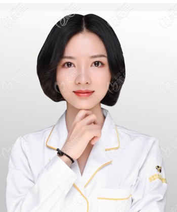 福州格萊美曹泓醫(yī)生