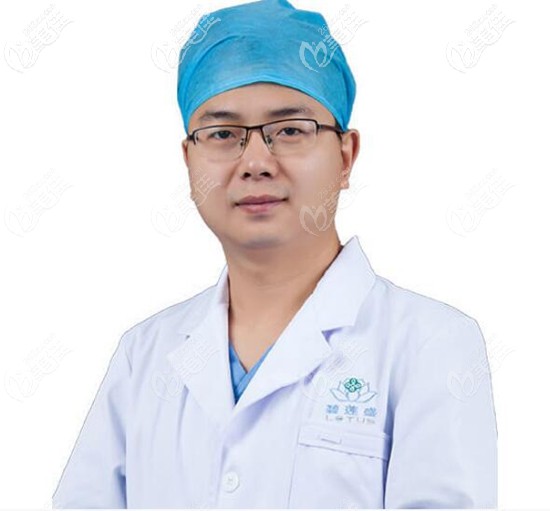 西寧碧蓮盛植發(fā)醫(yī)生張鵬程