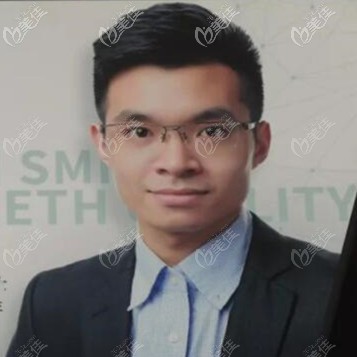 肇慶創(chuàng)齒口腔李煥初醫(yī)生