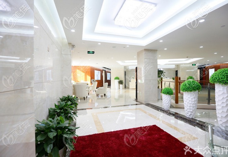 金鉑利口腔大廳一角