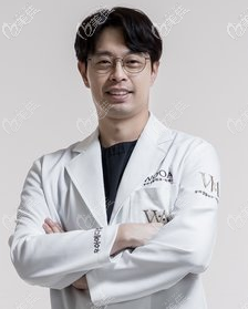 韓國嫵阿整形外科皮膚科崔碩珉院長 韓國嫵阿整形外科皮膚科崔碩珉院長
